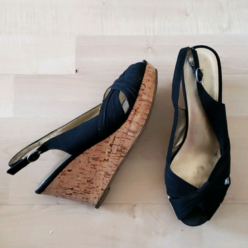 Cute Comfortable Black Canvas Wedge Sandals
